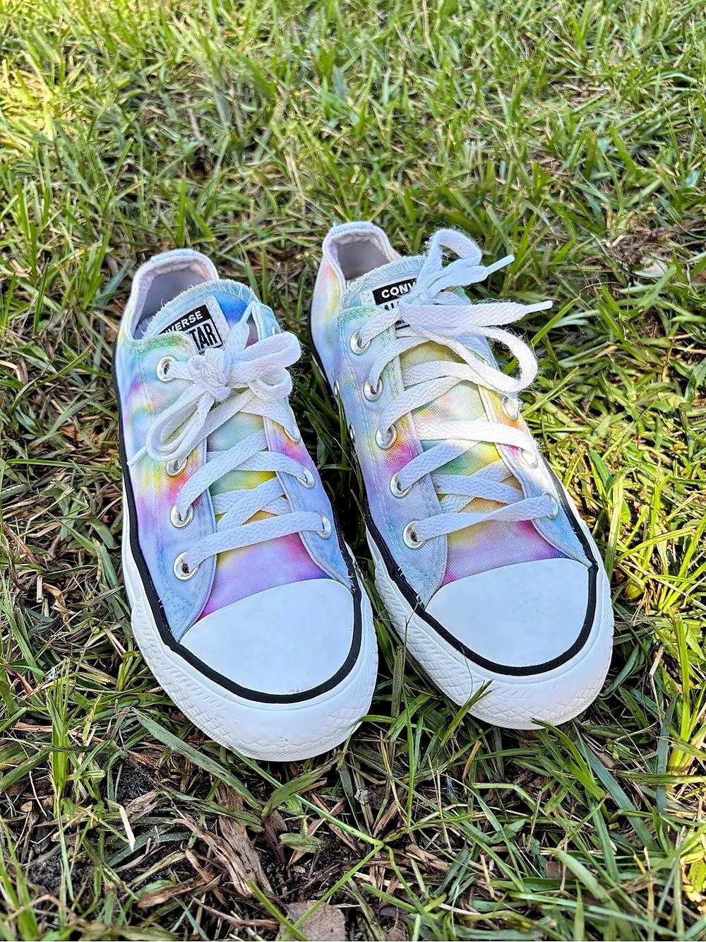 Converse Chuck Taylor All Star Tie-Dye Low Top Tie-Dye Sneakers US Women’s 6
